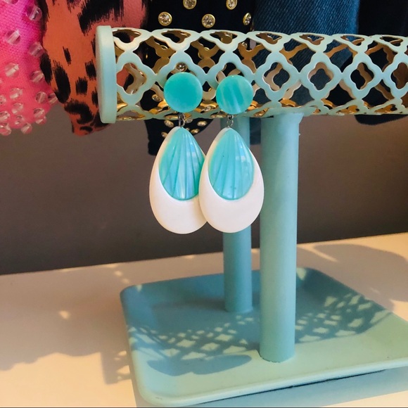 Vintage Earrings - Picture 1 of 6
